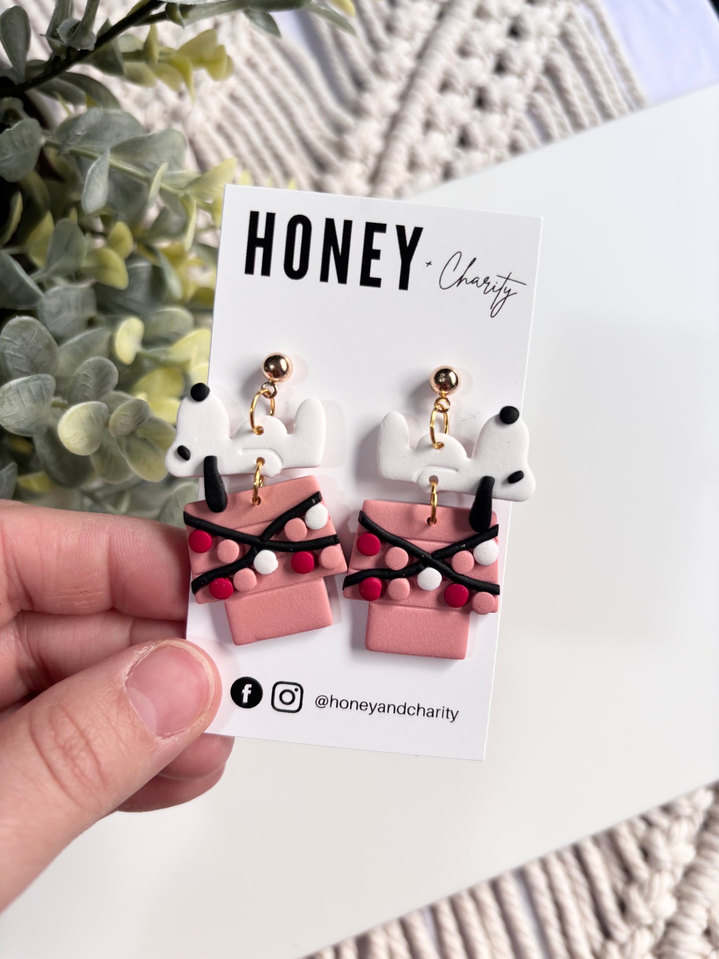 Valentine Snoopy Doghouse Dangles