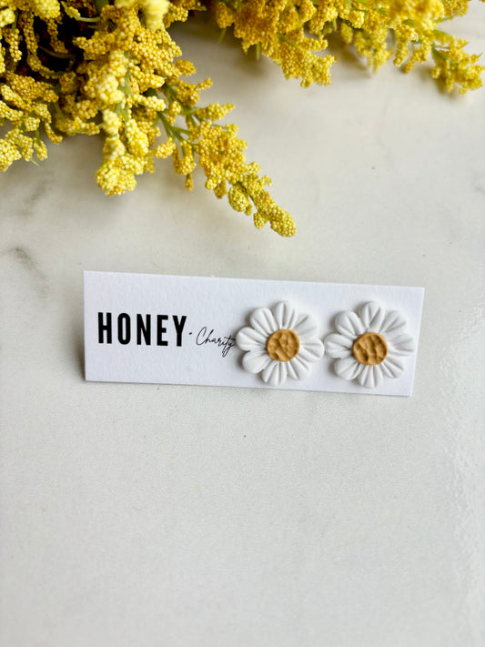 Daisy Studs