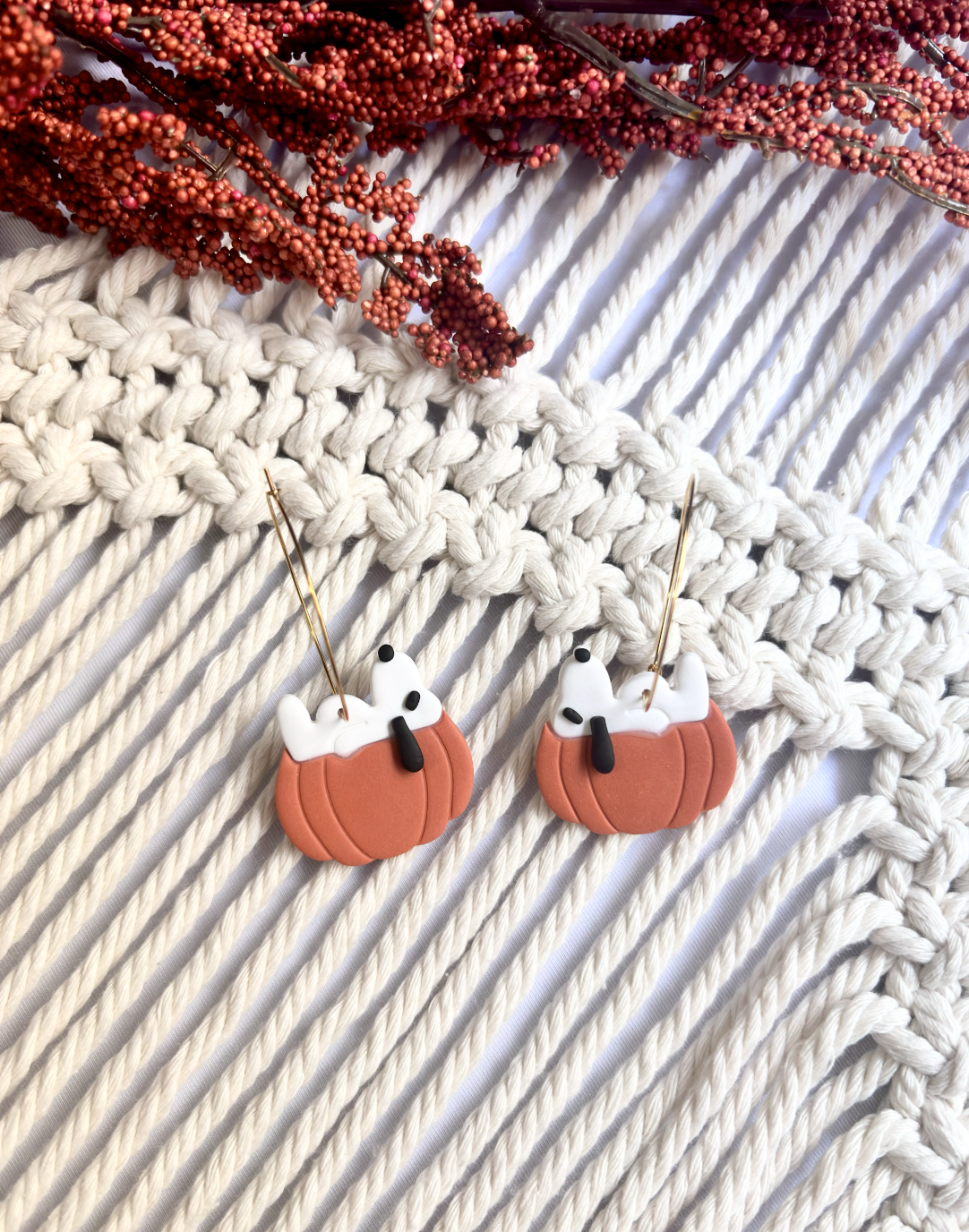 Snoopy Pumpkin Dangles