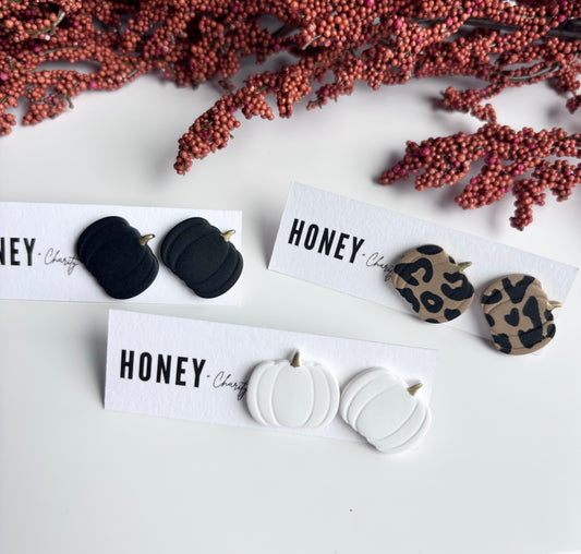 Pumpkin Studs