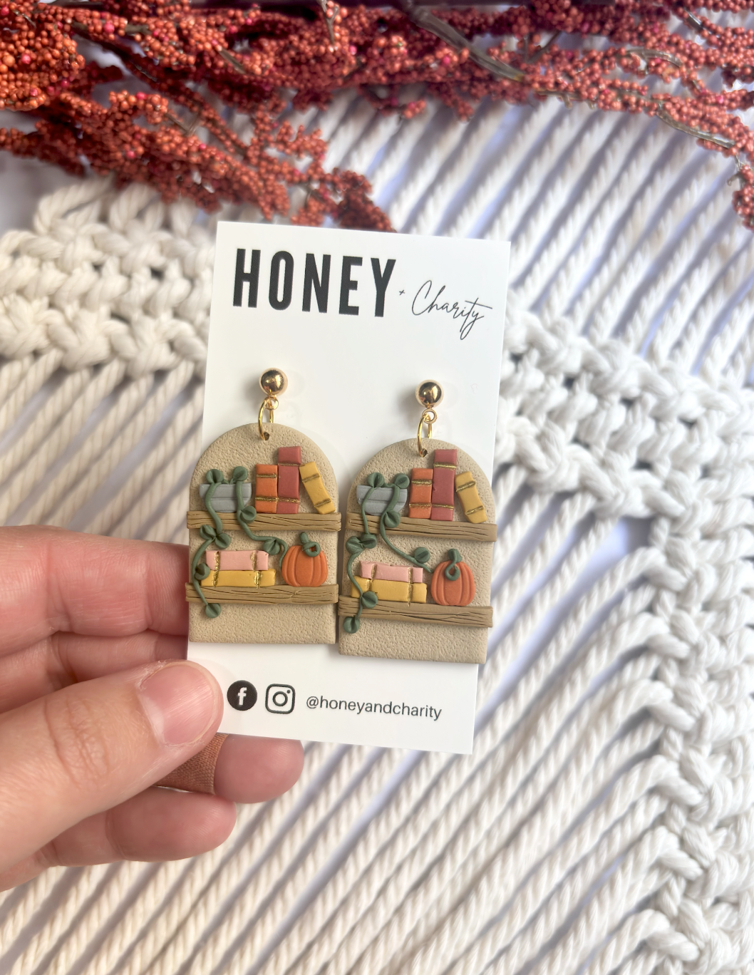 Cozy Fall Bookshelf Dangles