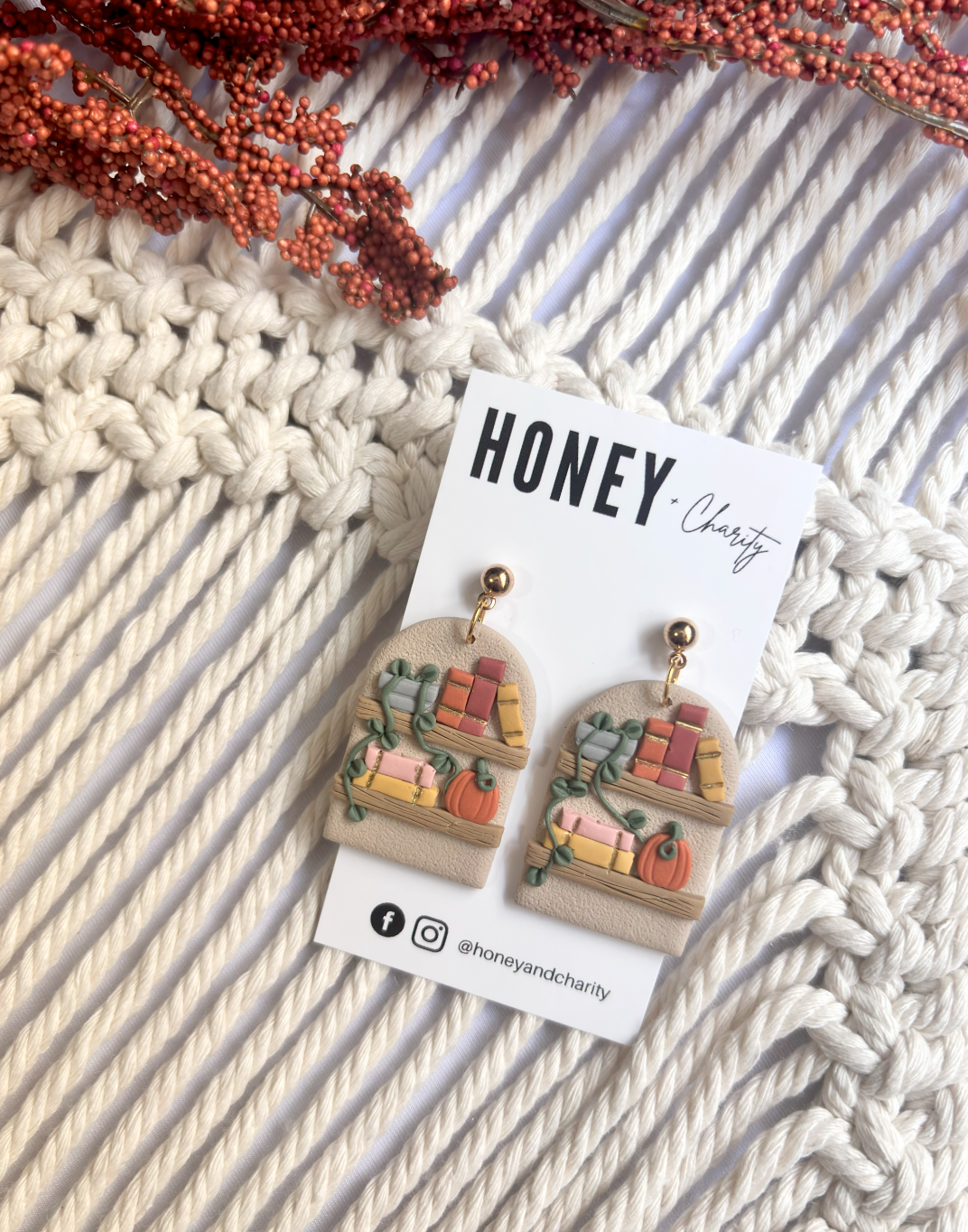 Cozy Fall Bookshelf Dangles
