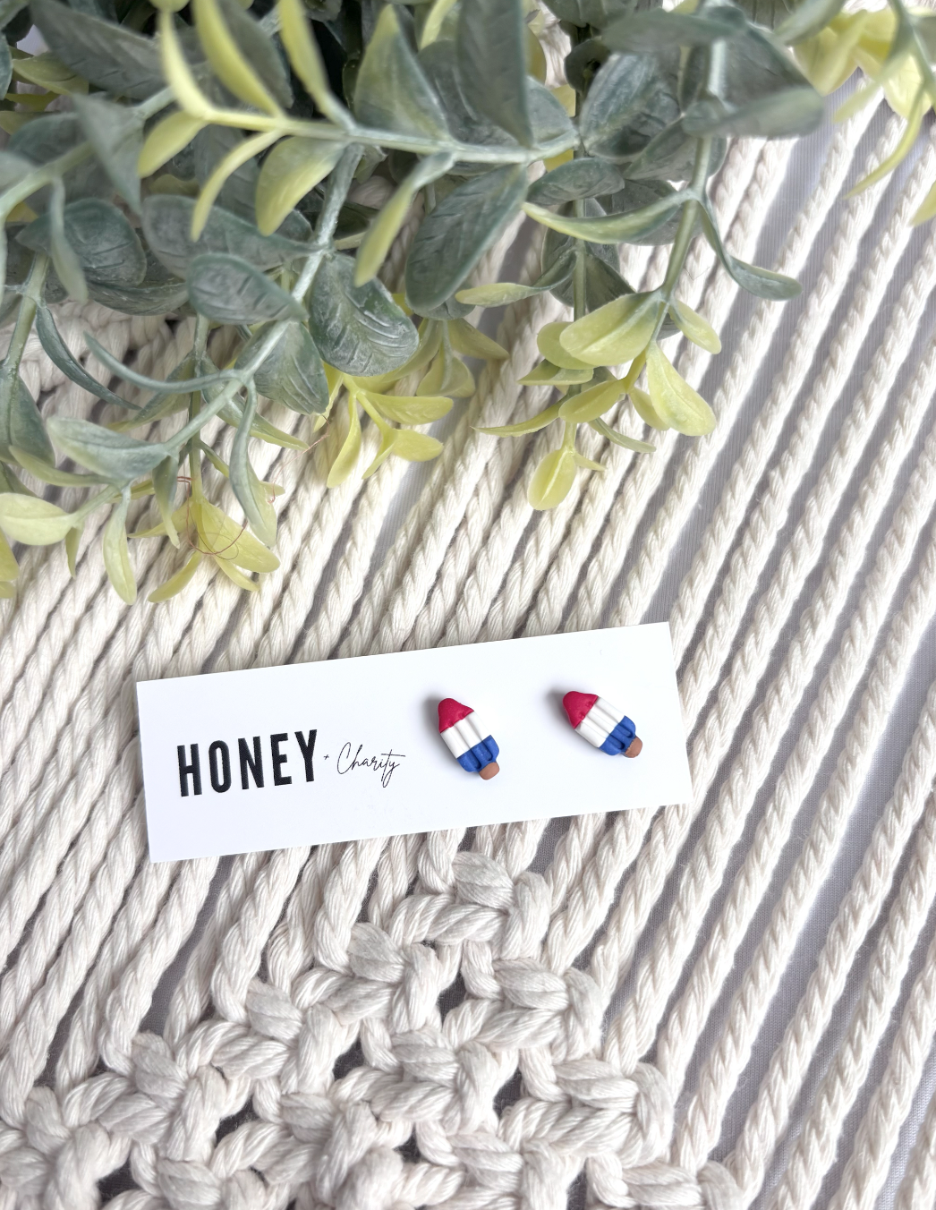 Mini Bomb Pop Studs