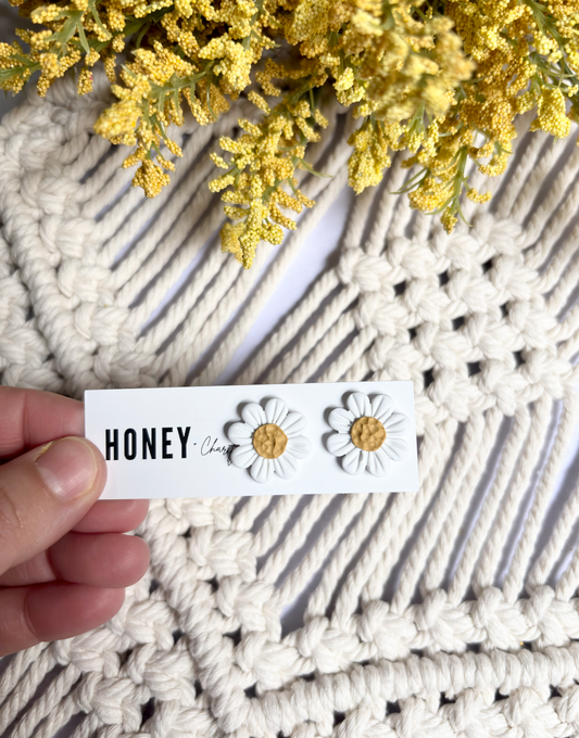 Daisy Studs