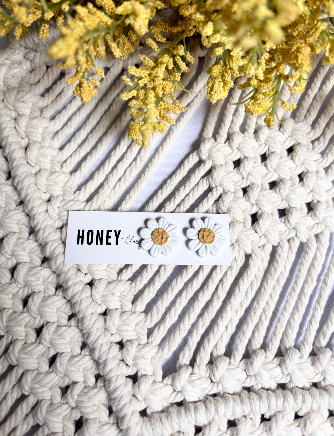 Daisy Studs